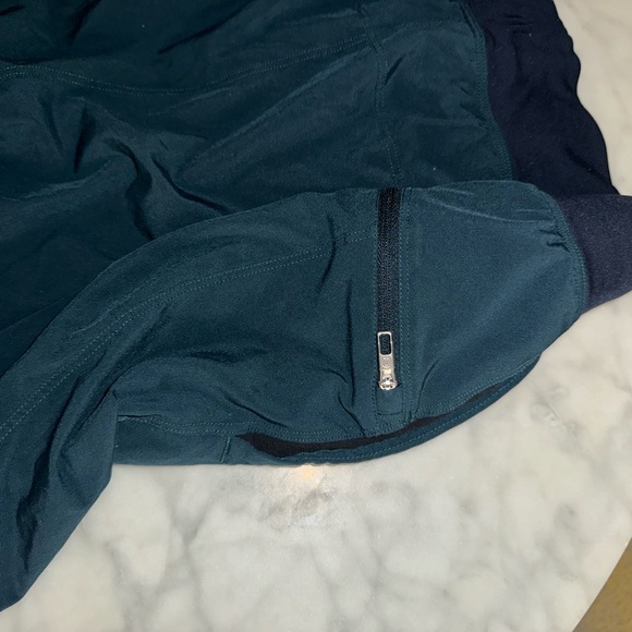 Lululemon Men Small Shorts The Linerless Shorts 11’ inseam blue- mint condition - Picture 7 of 9